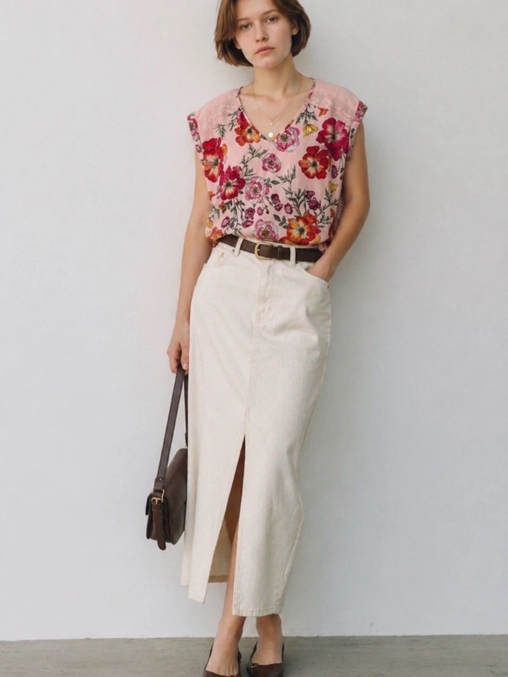 Express Pink Floral V-Neck Cap Sleeve Top - Picture 2 of 4